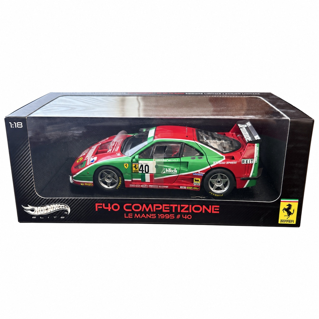 F40 Competizione (Red / Green) - V7427