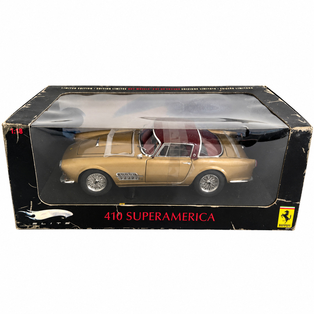 Ferrari 410 Superamerica (Gold / Dark Red)