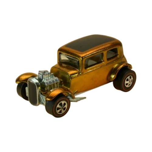 Classic '32 Ford Vicky (Spectraflame Gold)