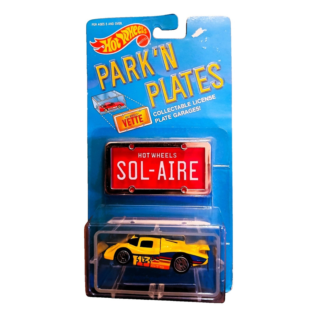 Sol-Aire CX4 (Yellow, Black Windows, Ultra Hots)