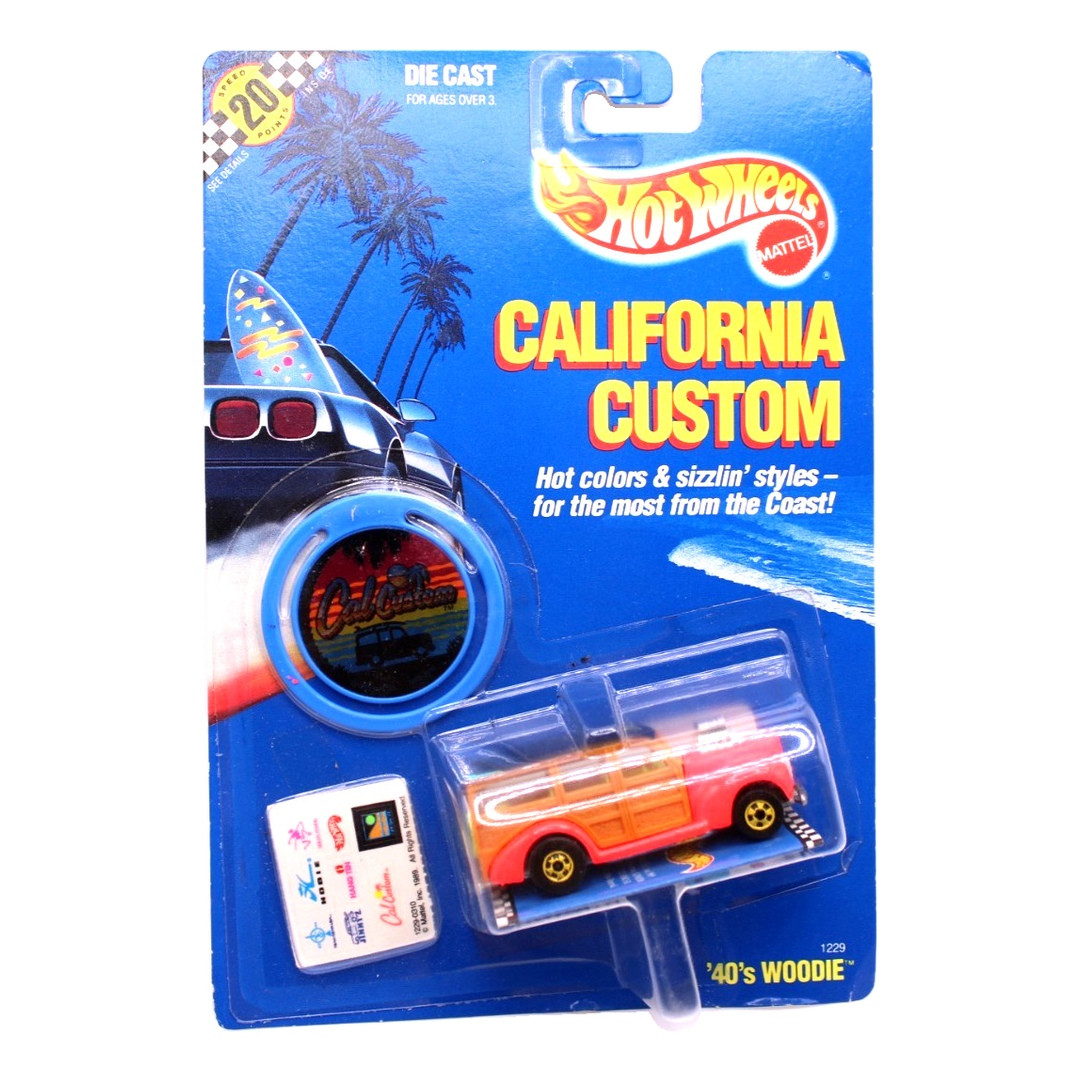 '40s Woodie (Bright Red, Yellow Blackwalls, Clear Windows)