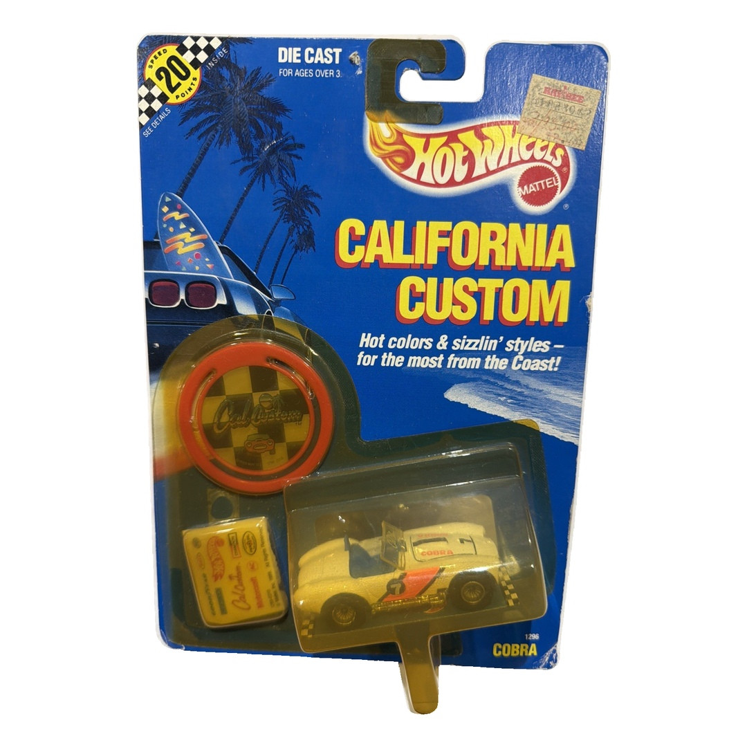 Classic Cobra (White, Gray Real Riders, Yellow Windshield Tampo) in original California Custom packaging