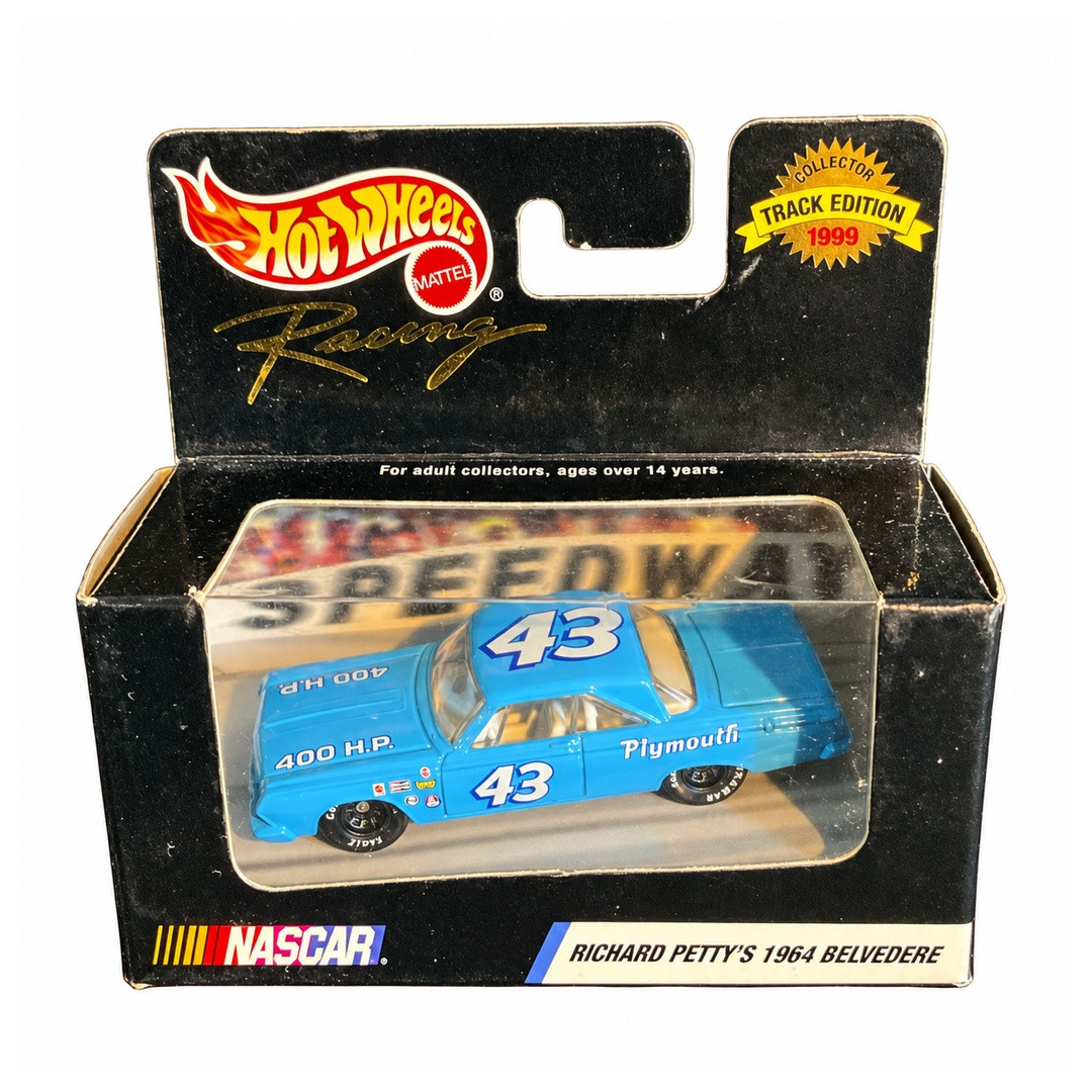 '64 Plymouth Belvedere #43 Plymouth — Richard Petty
