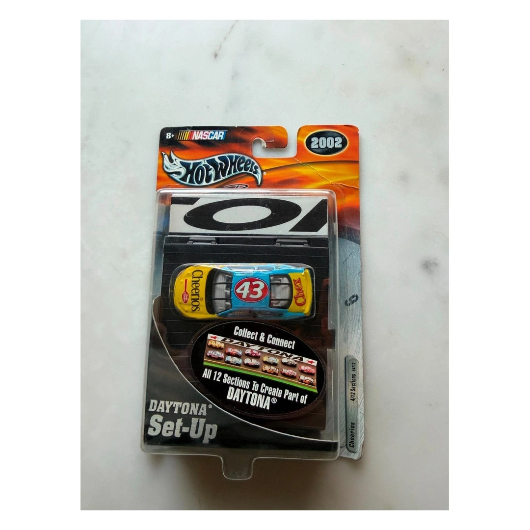 Set Up Tracking Hot Wheels 2002 Pro Racing — Daytona Set-Up Daytona Track Section ...