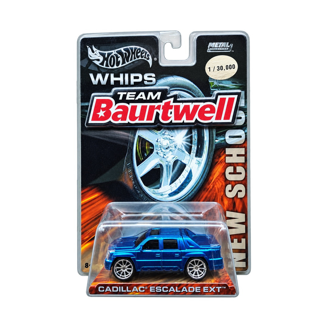 Cadillac Escalade EXT (Spectraflame Blue)