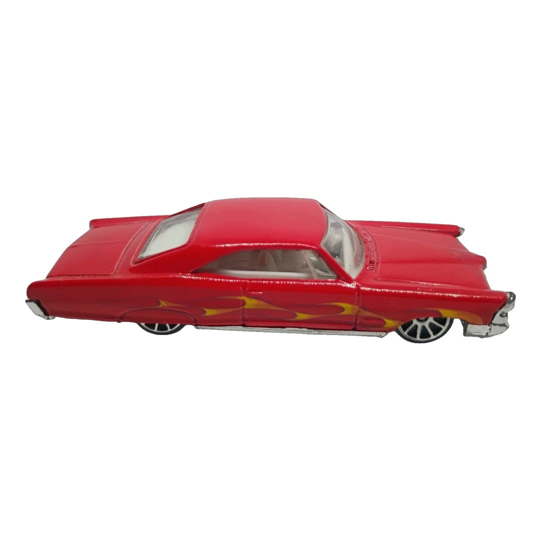 '65 Pontiac Bonneville (Red)