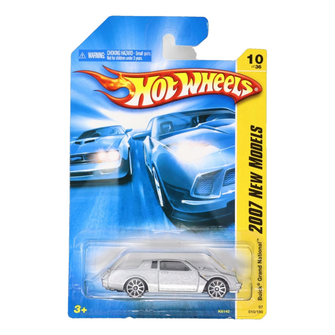 Buick Grand National (Silver)