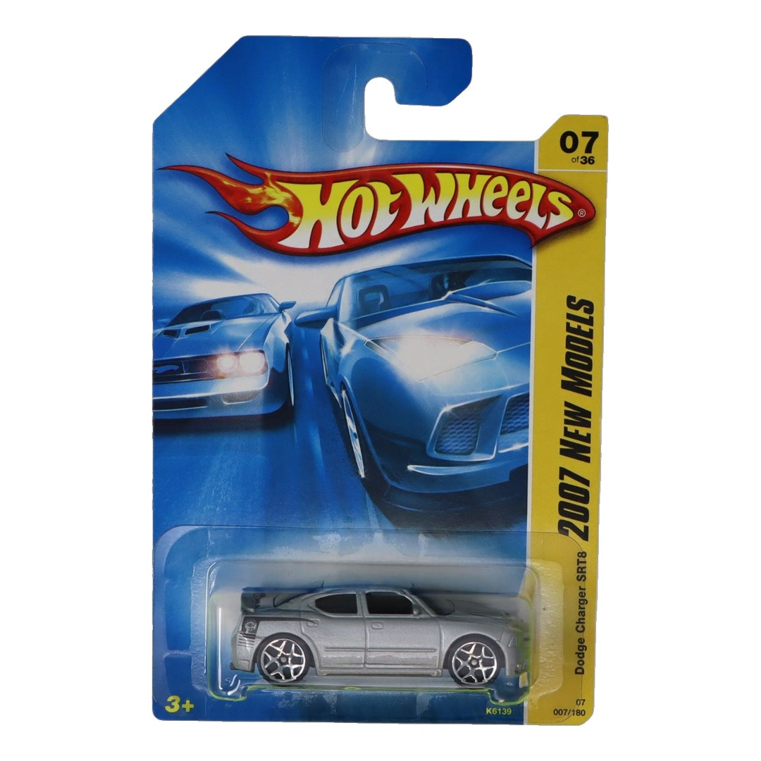 Dodge Charger SRT8 (Metalflake Silver)