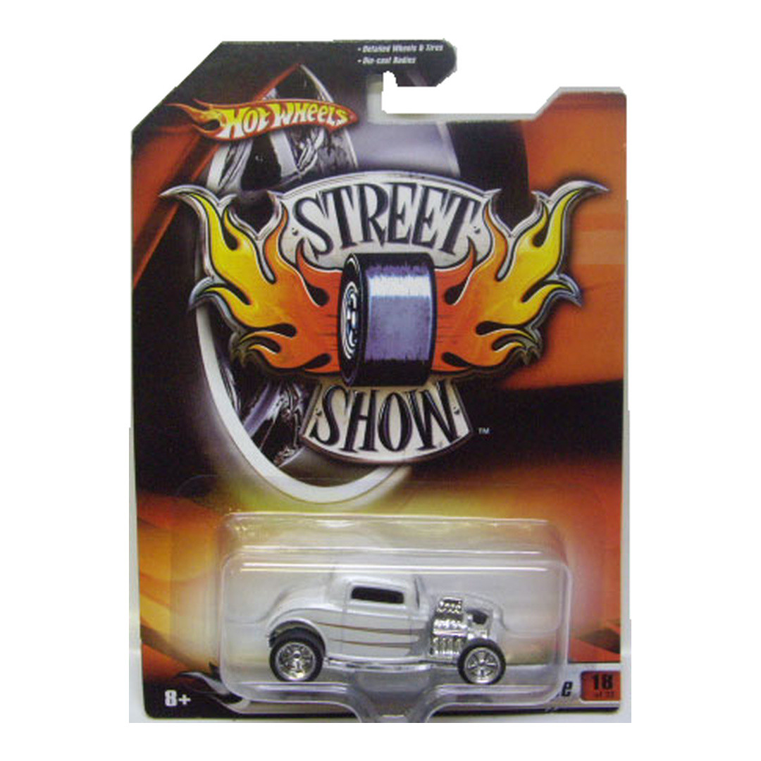 '32 Ford Coupe (Pearl White)