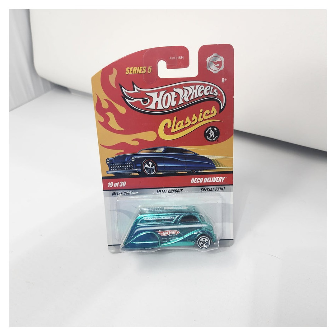 Deco Delivery (Spectraflame Ice Blue)