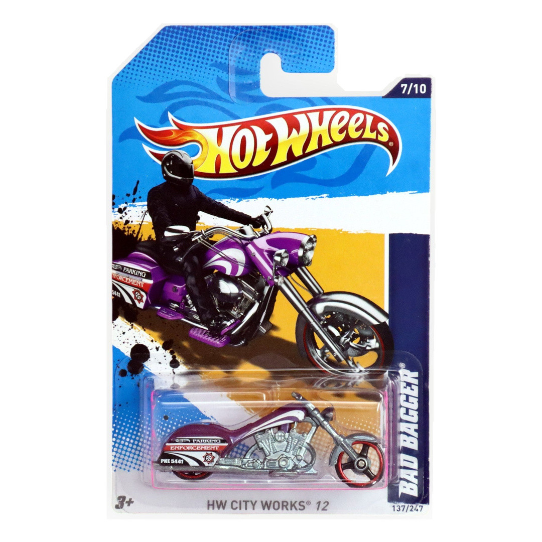 Bad Bagger (Pearl Magenta)