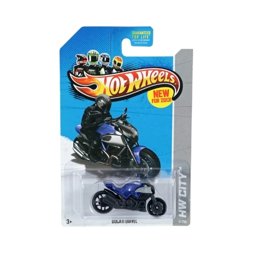 Ducati Diavel (Metallic Blue)