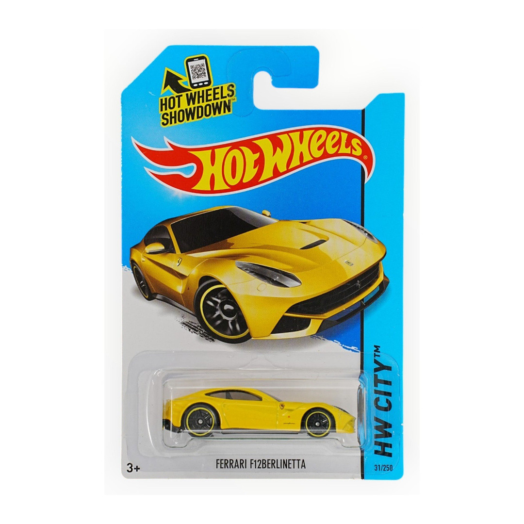 Ferrari F12 Berlinetta (Yellow)