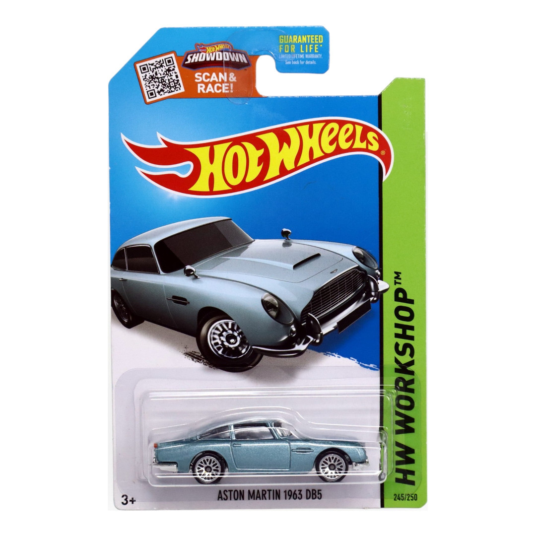 Aston Martin 1963 DB5 (Pearl Light Blue)