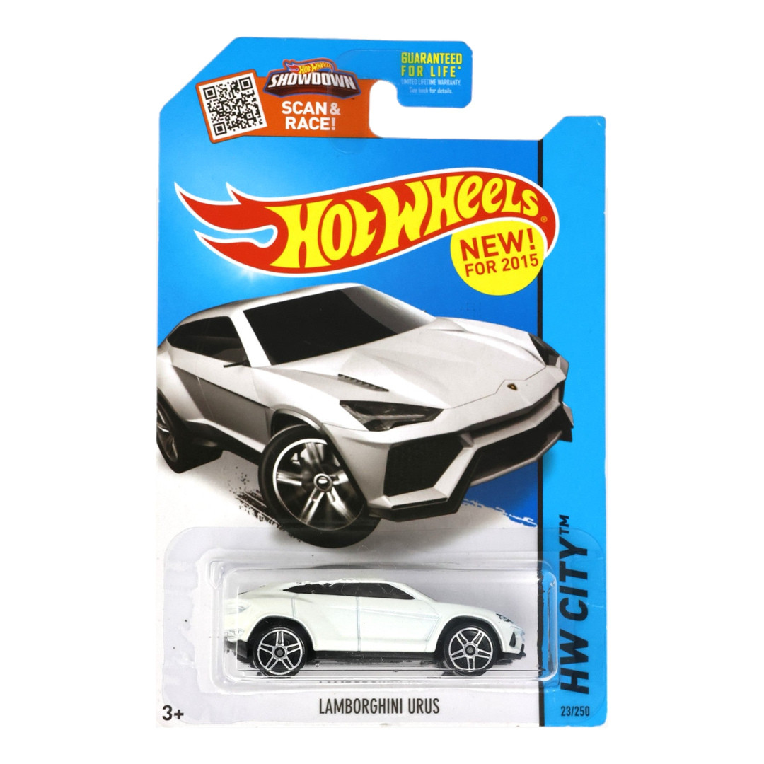 Lamborghini Urus (Pearl White)