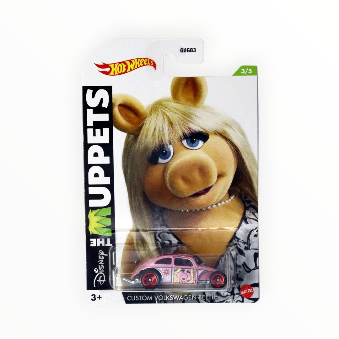 Custom Volkswagen Beetle (Miss Piggy)