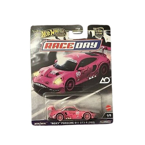 'Roxy' Porsche 911 GT3 R (992) Chase