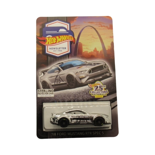 Hot Wheels Muscle Mania Series 3/10 Custom '18 Ford Mustang GT 180/250 Long Card, Blue