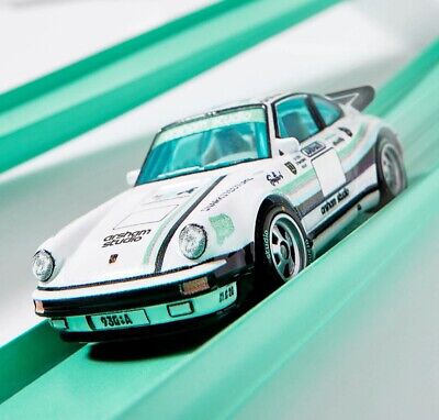 Arsham Porsche 930A