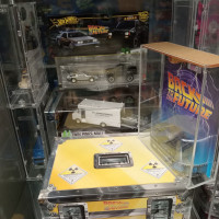UtraHotCollectables